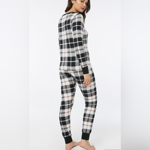 Ardene Plaid Skinny Jogger Pj Set / NWT - Picture 4 of 10